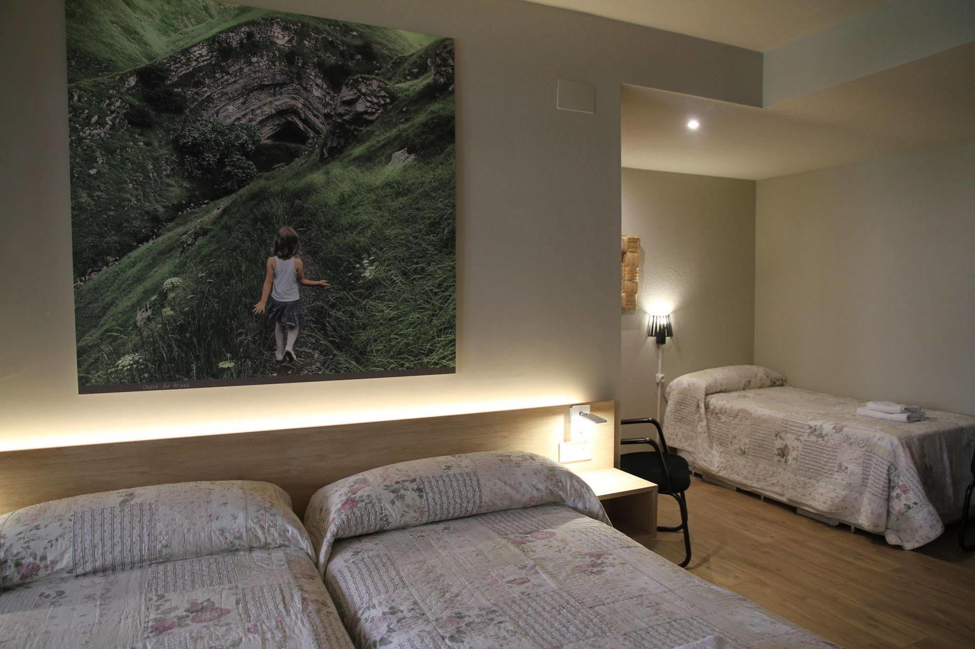Alojamientos Acella Pamplona Exteriér fotografie